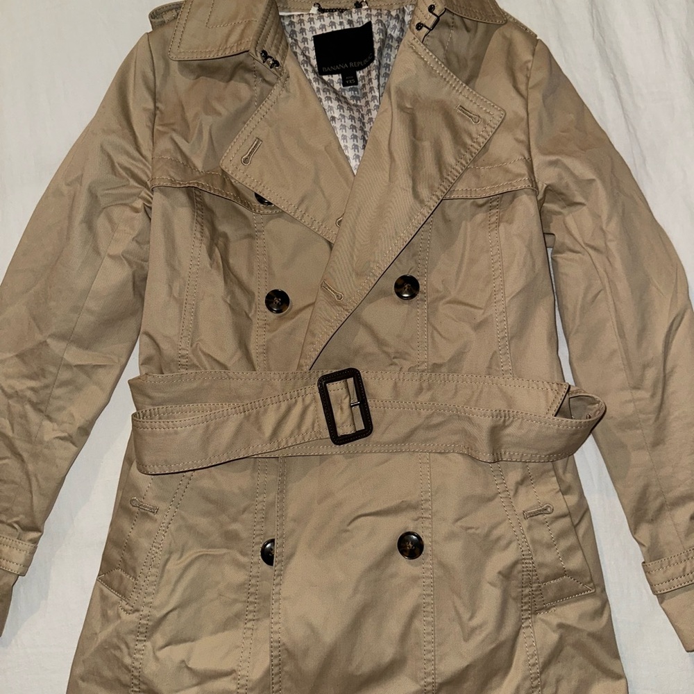 Women’s Camel Trench Coat